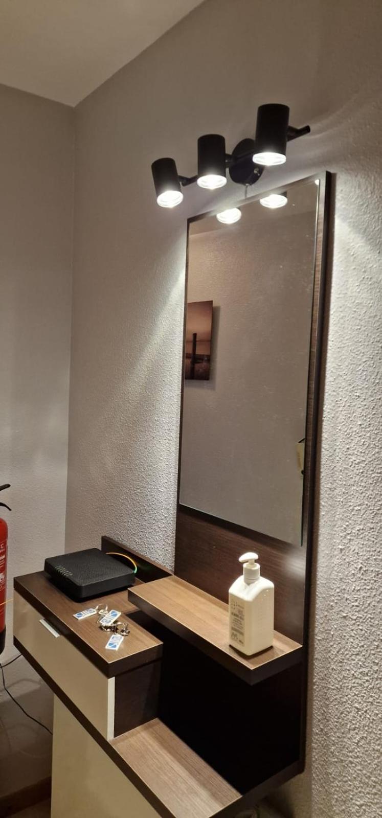 Piso Canal Apartment *
